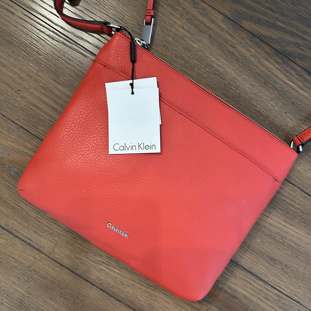 Calvin‎ Klein Vibrant Coral Crossbody Bag OS New With Tags